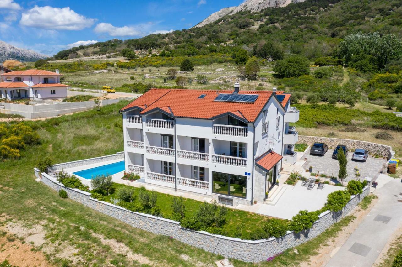 Bed & Breakfast Dosen III Baska  Exterior photo